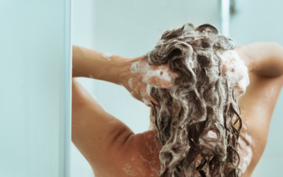 Quel shampoing clarifiant choisir avant un soin lissant ?